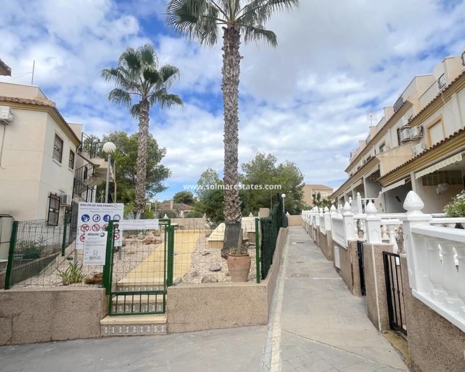 Image No.7-2 Bed House for sale