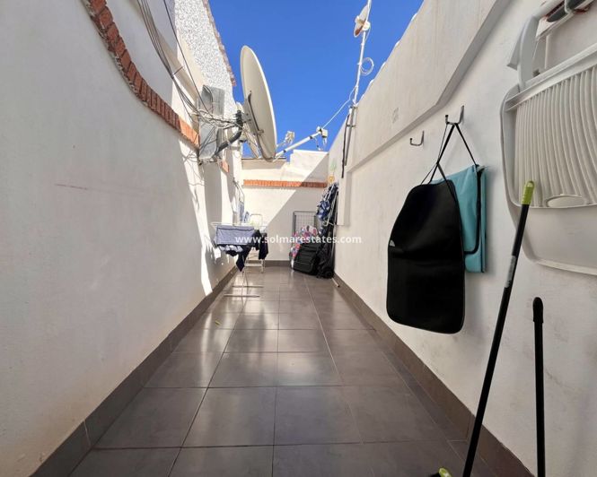 Image No.20-1 Bed Apartment for sale