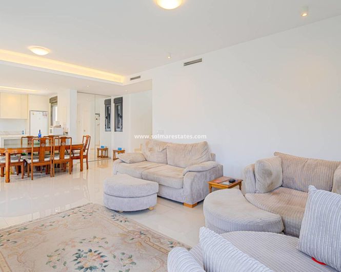 Image No.12-4 Bed Villa for sale