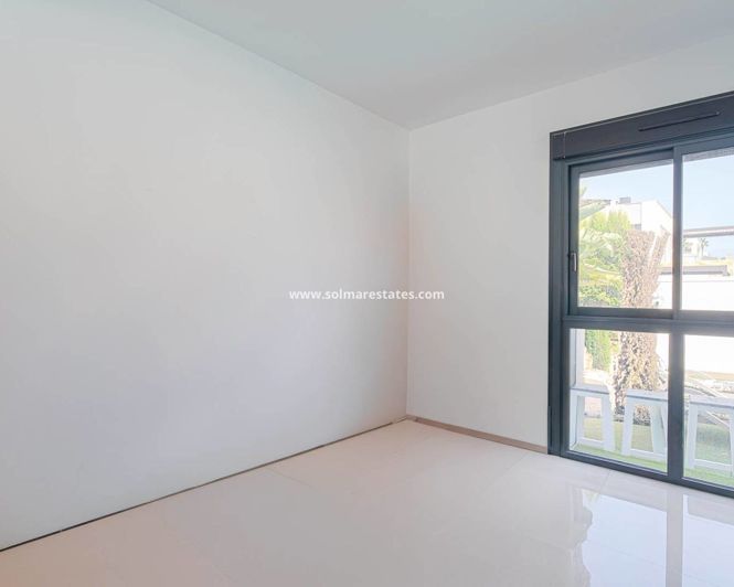 Image No.21-4 Bed Villa for sale