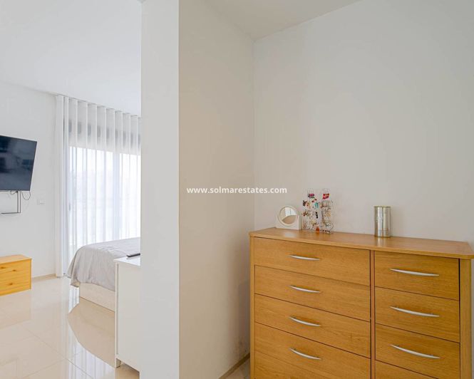 Image No.23-4 Bed Villa for sale
