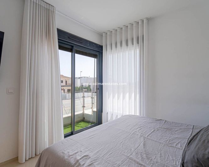 Image No.27-4 Bed Villa for sale