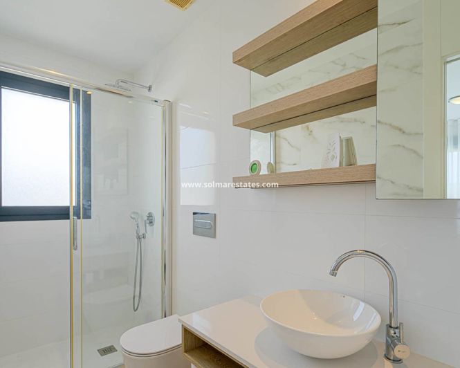 Image No.42-4 Bed Villa for sale