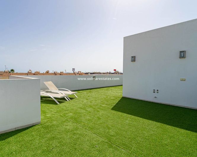 Image No.43-4 Bed Villa for sale