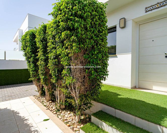 Image No.5-4 Bed Villa for sale