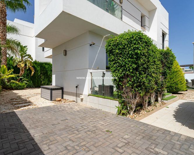 Image No.7-4 Bed Villa for sale