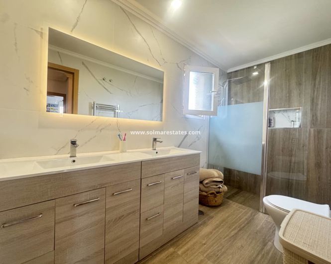 Image No.12-Maison de 4 chambres à vendre à Playa Flamenca