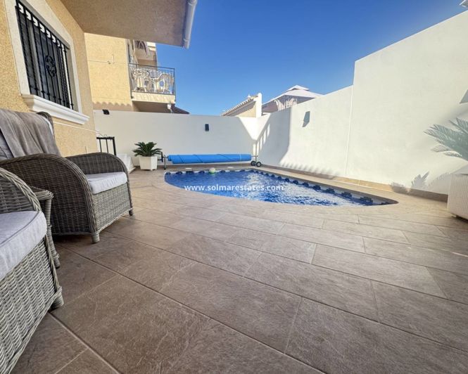 Image No.33-4 Bed Villa for sale