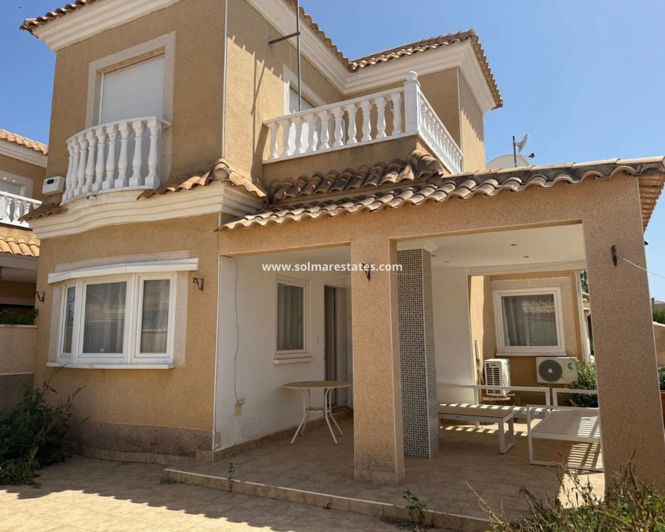 Image No.1-Villa de 2 chambres à vendre à Playa Flamenca