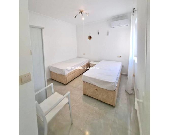 Image No.19-Villa de 2 chambres à vendre à Playa Flamenca