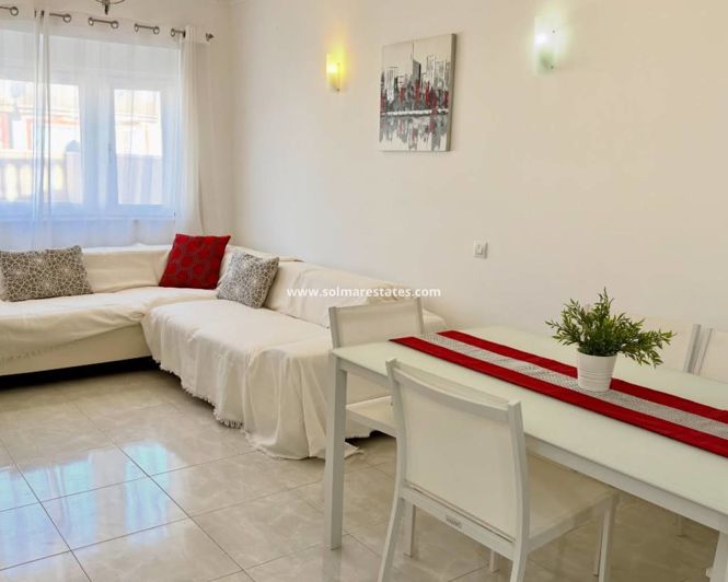 Image No.3-Villa de 2 chambres à vendre à Playa Flamenca