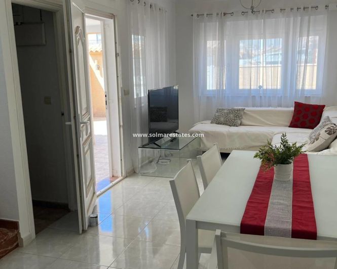 Image No.6-Villa de 2 chambres à vendre à Playa Flamenca
