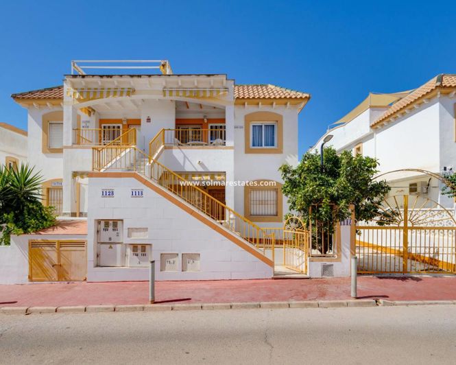 Image No.1-Appartement de 2 chambres à vendre à Torrevieja