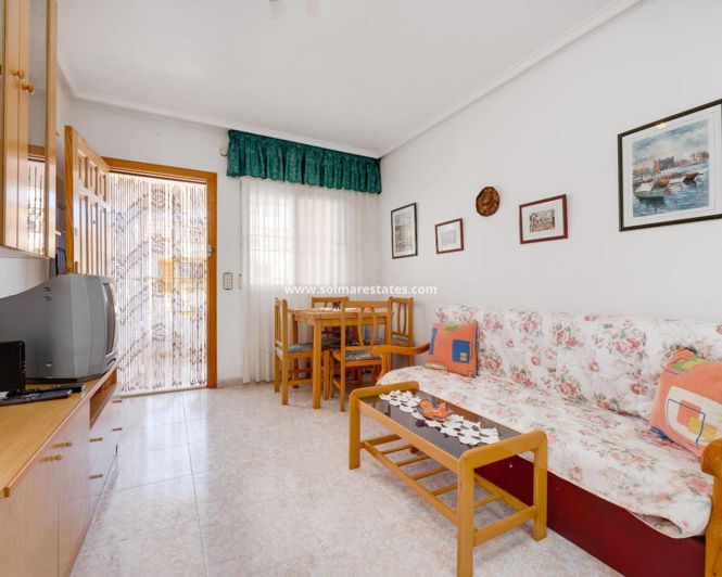 Image No.10-Appartement de 2 chambres à vendre à Torrevieja