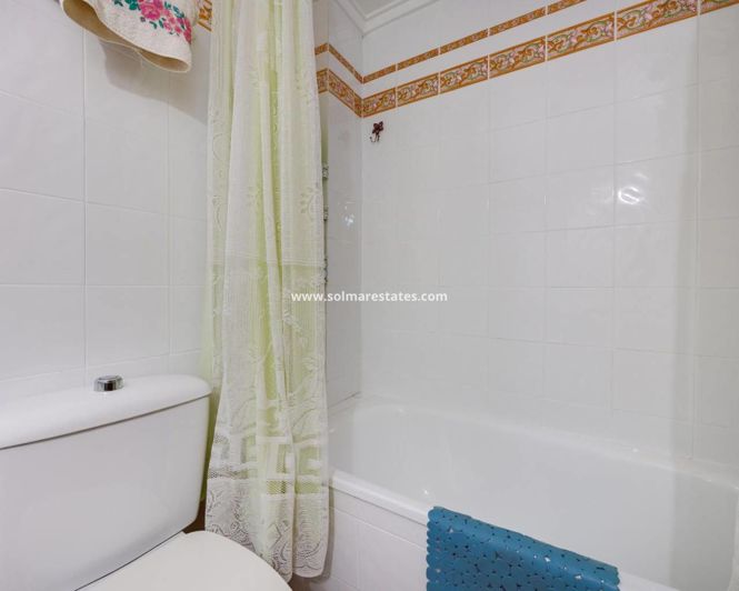 Image No.28-Appartement de 2 chambres à vendre à Torrevieja