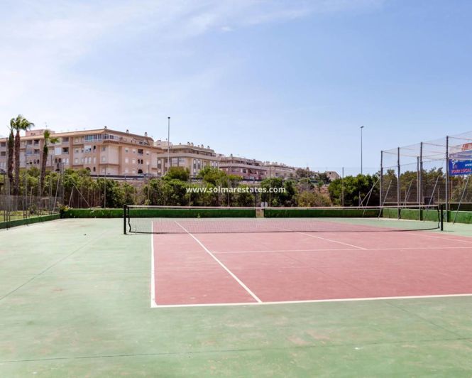 Image No.38-Appartement de 2 chambres à vendre à Torrevieja