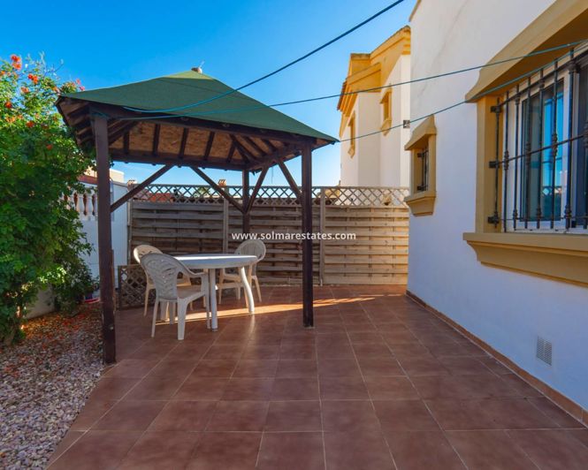 Image No.21-Villa de 2 chambres à vendre à Guardamar del Segura