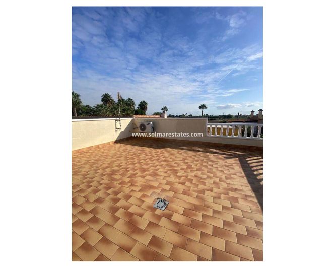 Image No.12-3 Bed Villa for sale