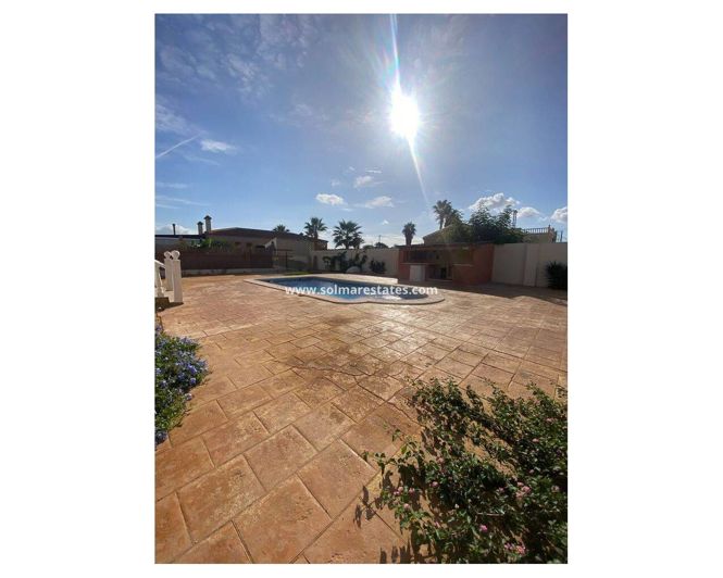 Image No.15-3 Bed Villa for sale