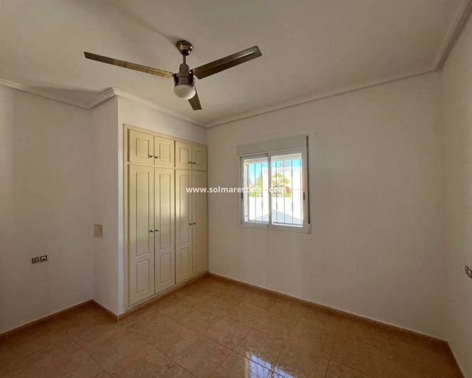 Image No.21-3 Bed Villa for sale