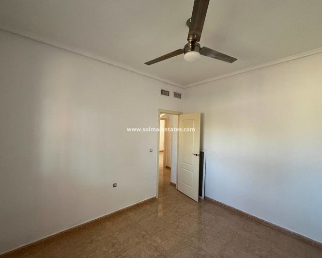 Image No.28-3 Bed Villa for sale