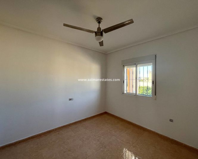 Image No.29-3 Bed Villa for sale