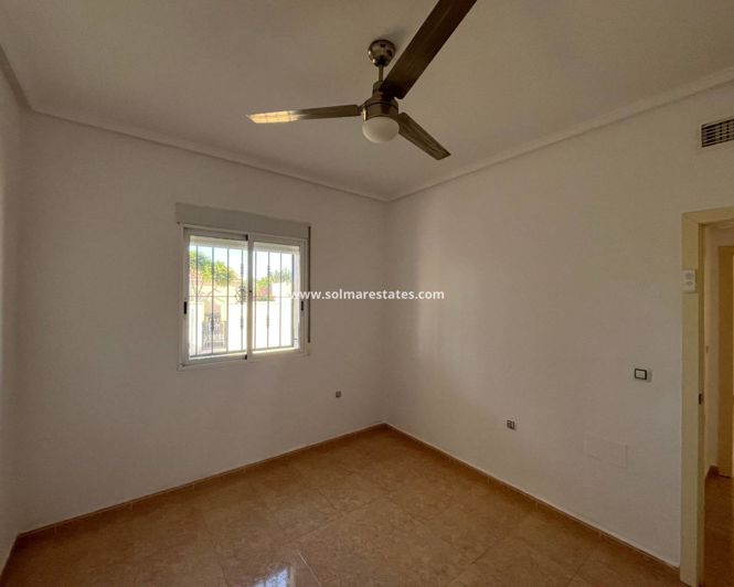 Image No.30-3 Bed Villa for sale