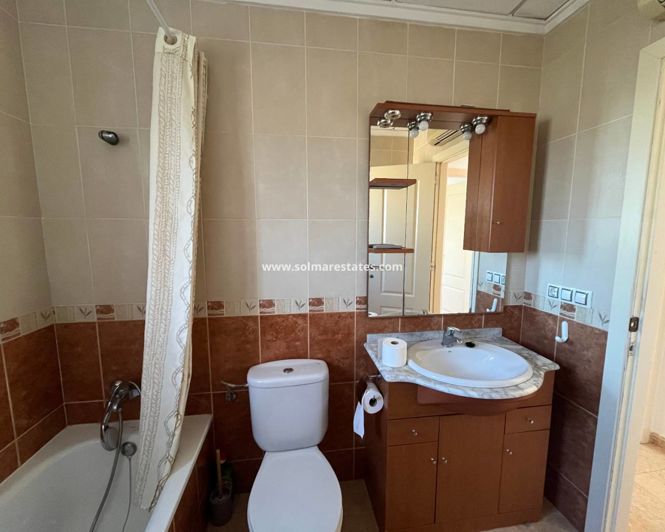 Image No.32-3 Bed Villa for sale