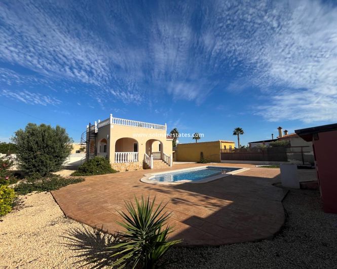 Image No.50-3 Bed Villa for sale