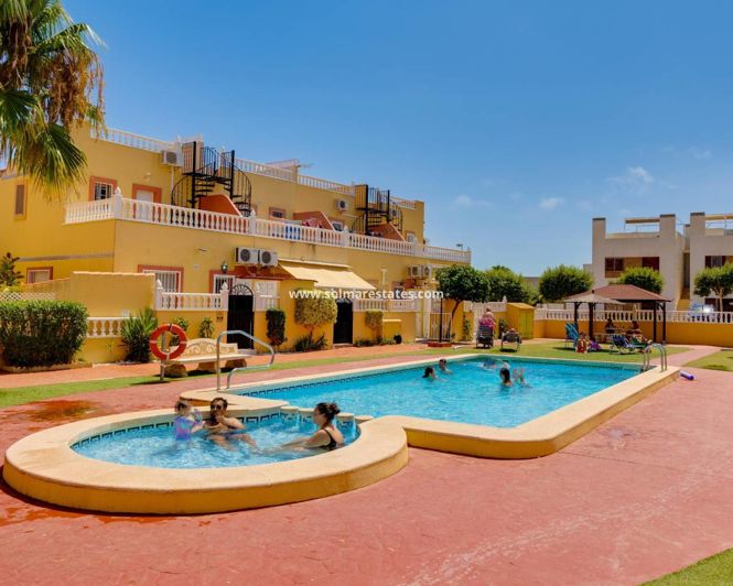 Image No.35-3 Bed House for sale