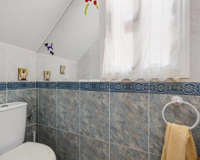 Image No.6-3 Bed House for sale