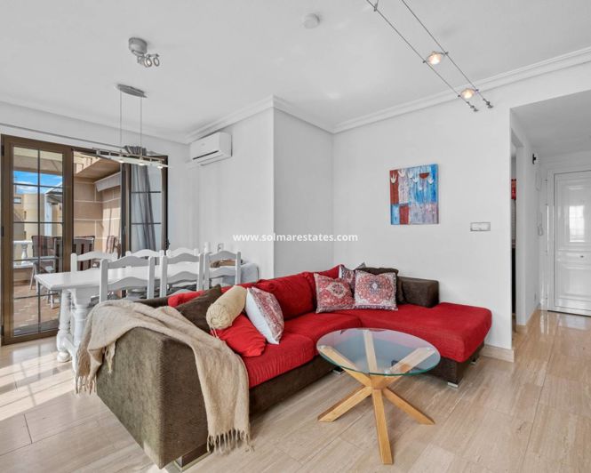 Image No.10-Appartement de 3 chambres à vendre à Punta Prima