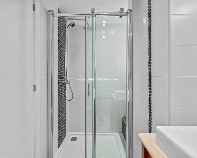 Image No.21-Appartement de 3 chambres à vendre à Punta Prima