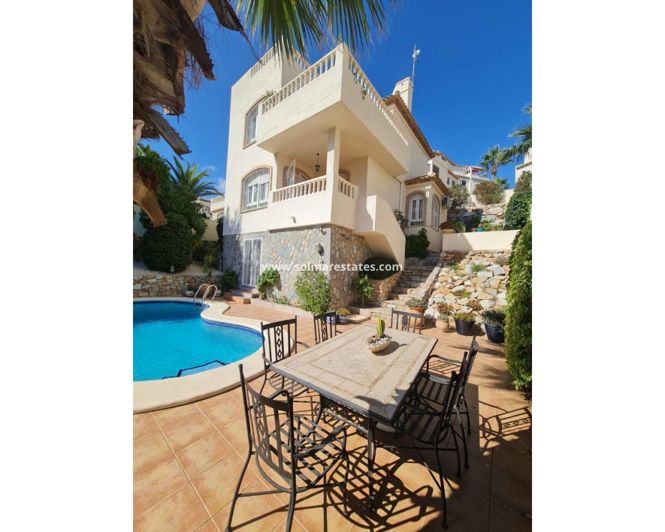 Image No.12-3 Bed Villa for sale