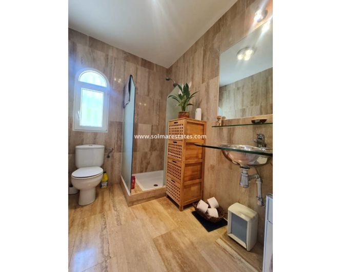 Image No.5-3 Bed Villa for sale