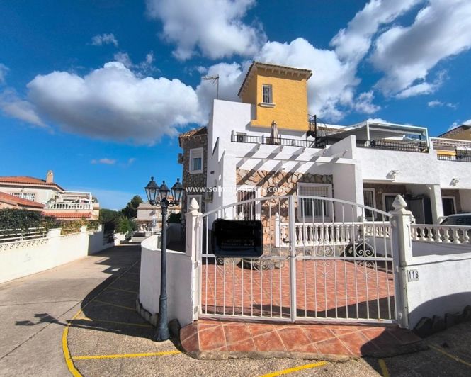 Image No.1-3 Bed House for sale