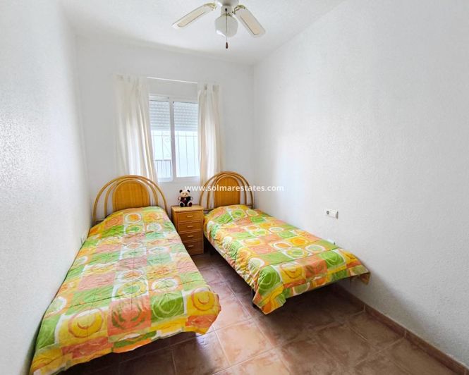 Image No.19-3 Bed House for sale