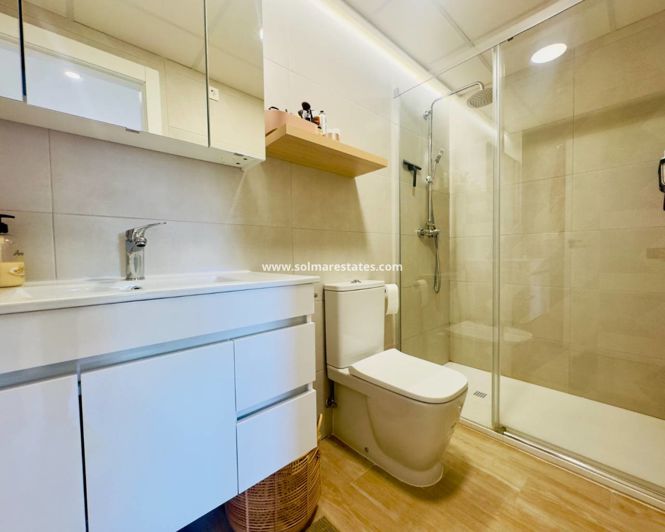 Image No.20-2 Bed Apartment for sale