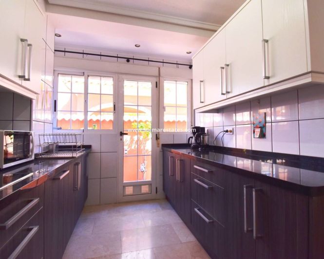 Image No.8-3 Bed Villa for sale