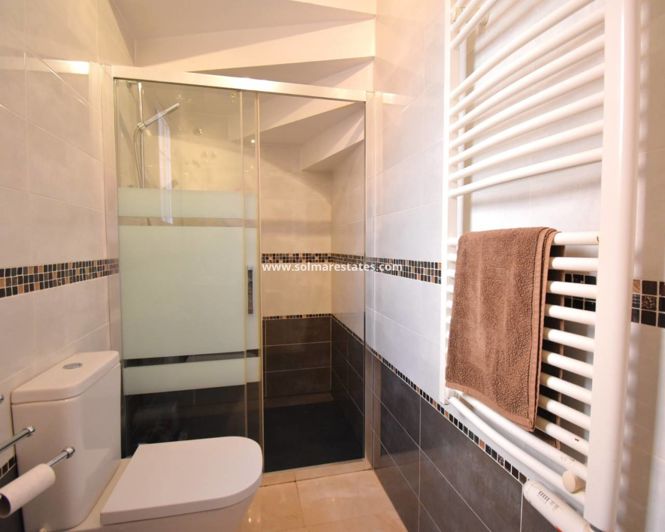 Image No.11-3 Bed Villa for sale