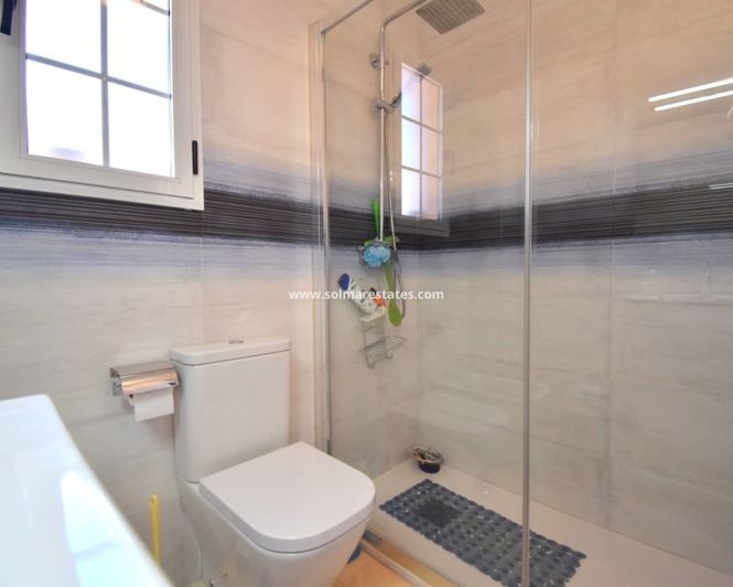 Image No.15-3 Bed Villa for sale