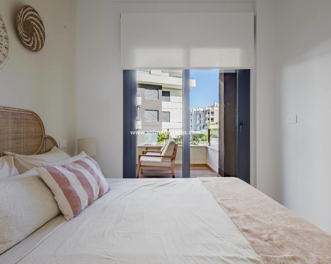 Image No.17-Appartement de 2 chambres à vendre à Villamartin