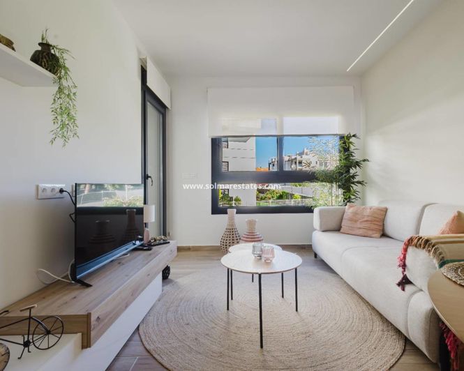 Image No.9-Appartement de 2 chambres à vendre à Villamartin