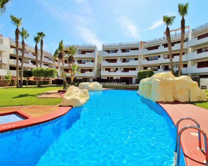 Image No.27-2 Bed Apartment for sale