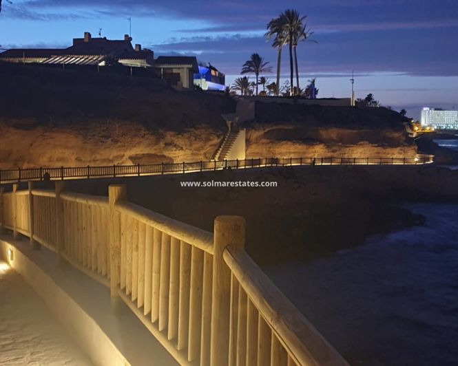 Image No.33-2 Bed Apartment for sale