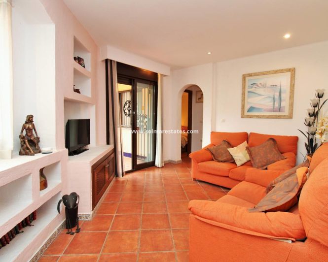 Image No.6-Appartement de 2 chambres à vendre à Punta Prima