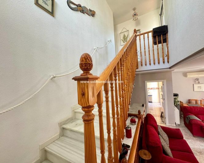 Image No.15-3 Bed Villa for sale