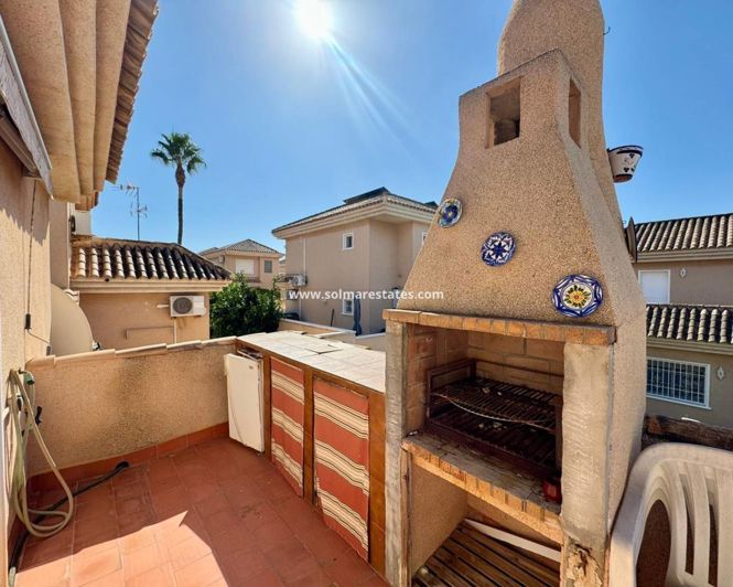 Image No.17-3 Bed Villa for sale