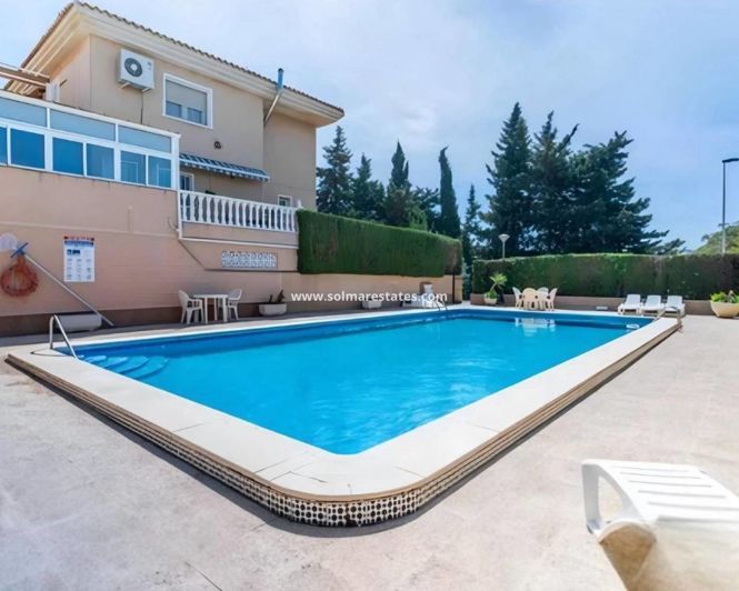 Image No.2-3 Bed Villa for sale