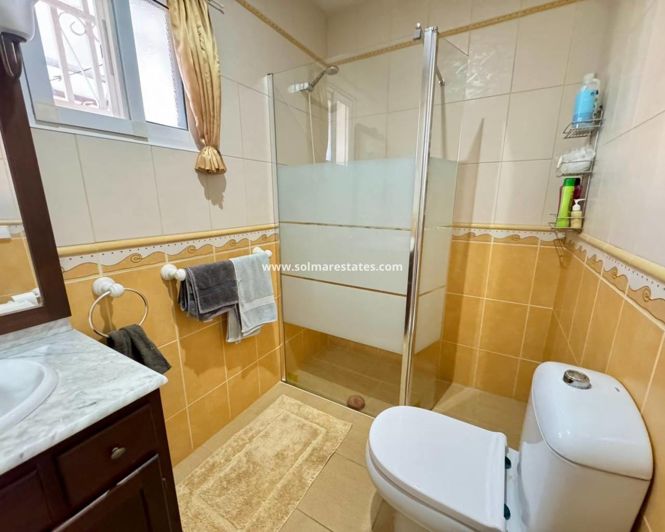 Image No.31-3 Bed Villa for sale